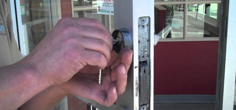 commercial door lock repair Ceres